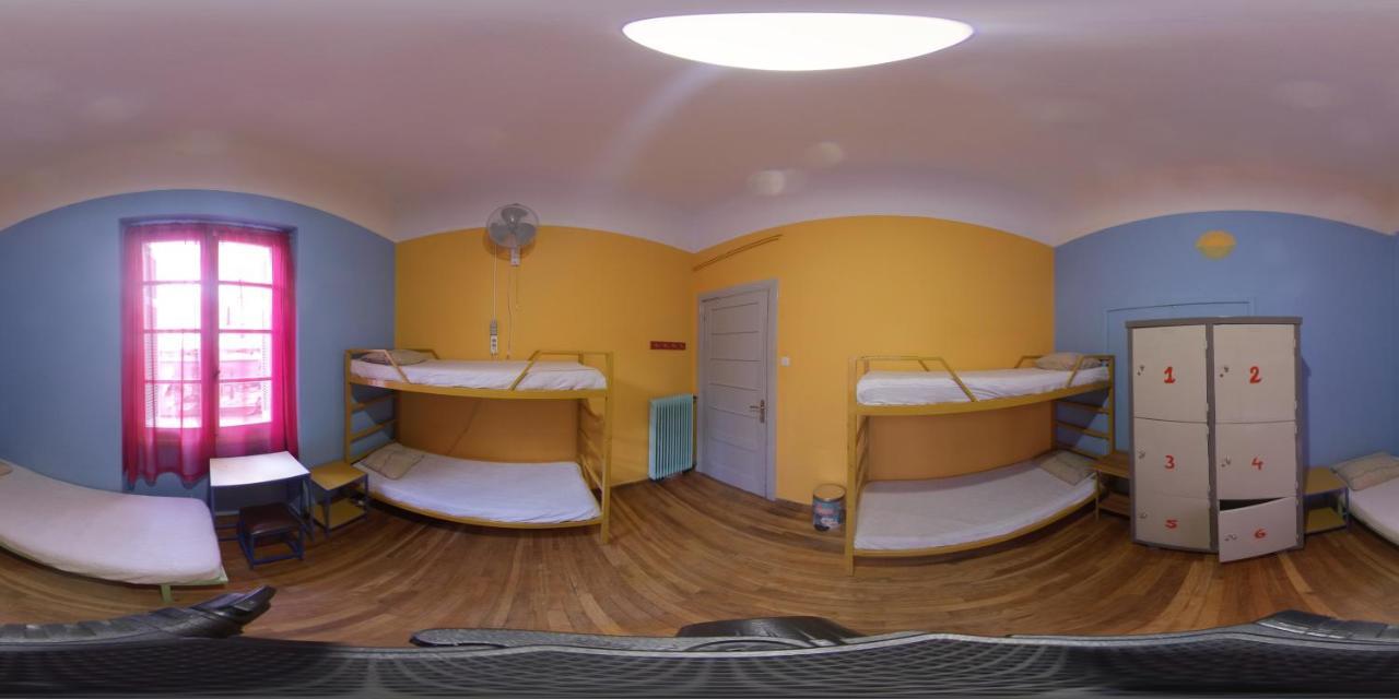 Pagration Youth Hostel Ateny Zewnętrze zdjęcie