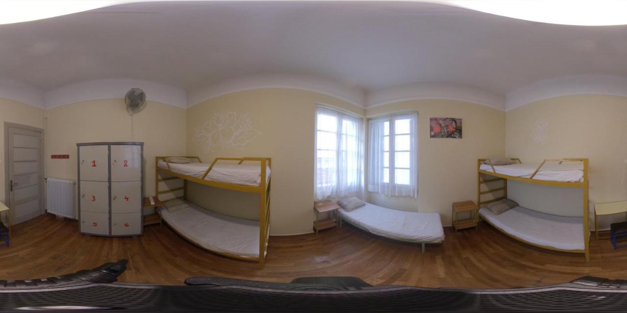 Pagration Youth Hostel Ateny Zewnętrze zdjęcie