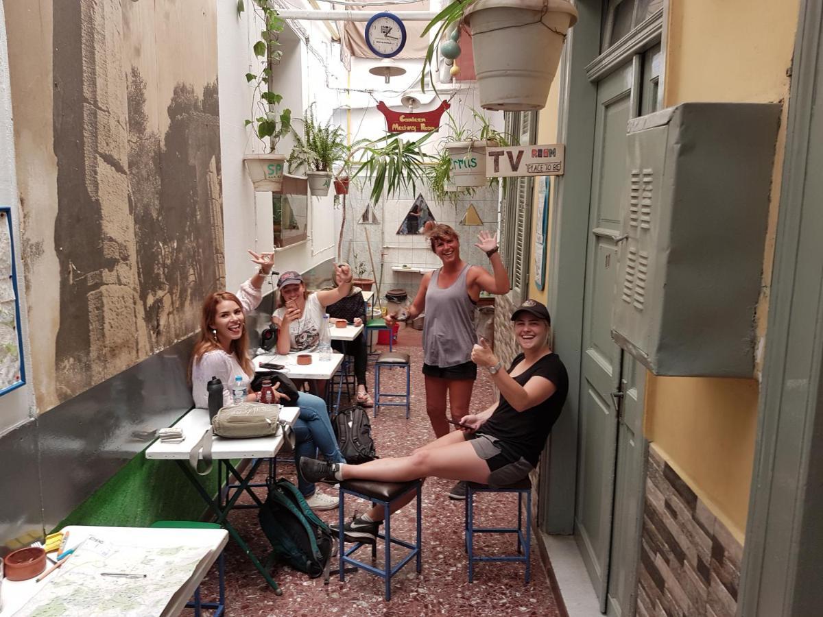 Pagration Youth Hostel Ateny Zewnętrze zdjęcie